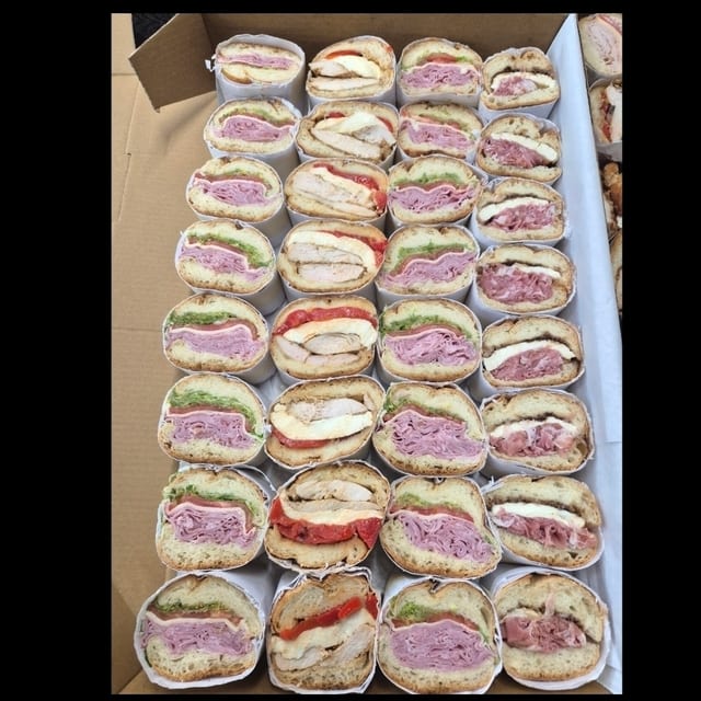 Full sandwich case.
