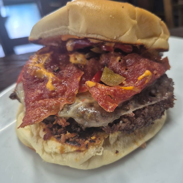 🍔 THE DON.